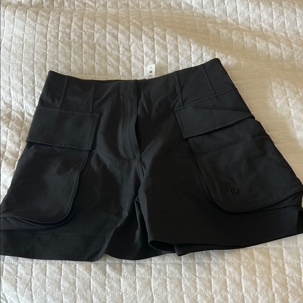 Lululemon Athletica Black Cargo Shorts with Structured Design